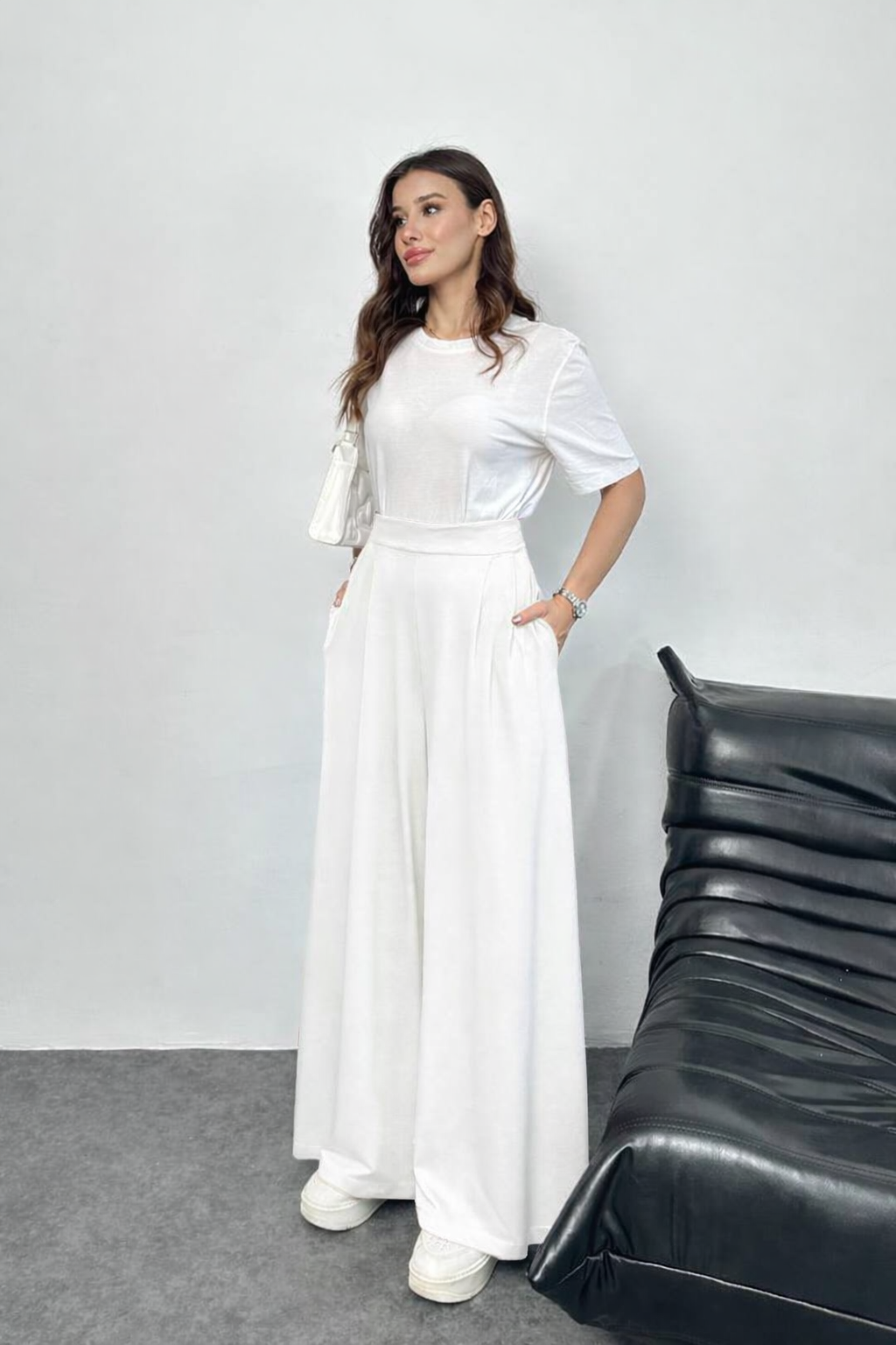 سروال پالازو الواسع للنساء — الراحة اللي غادي تحسي بها من أول لبسة