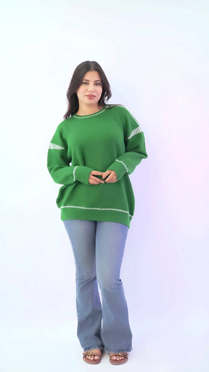 سويتر تريكو واسع بلمسة أنثوية